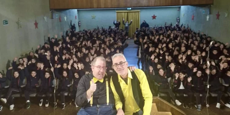 Un colegio de León recibe la visita del ganador de un Goya en 2019 y de un famoso humorista 1