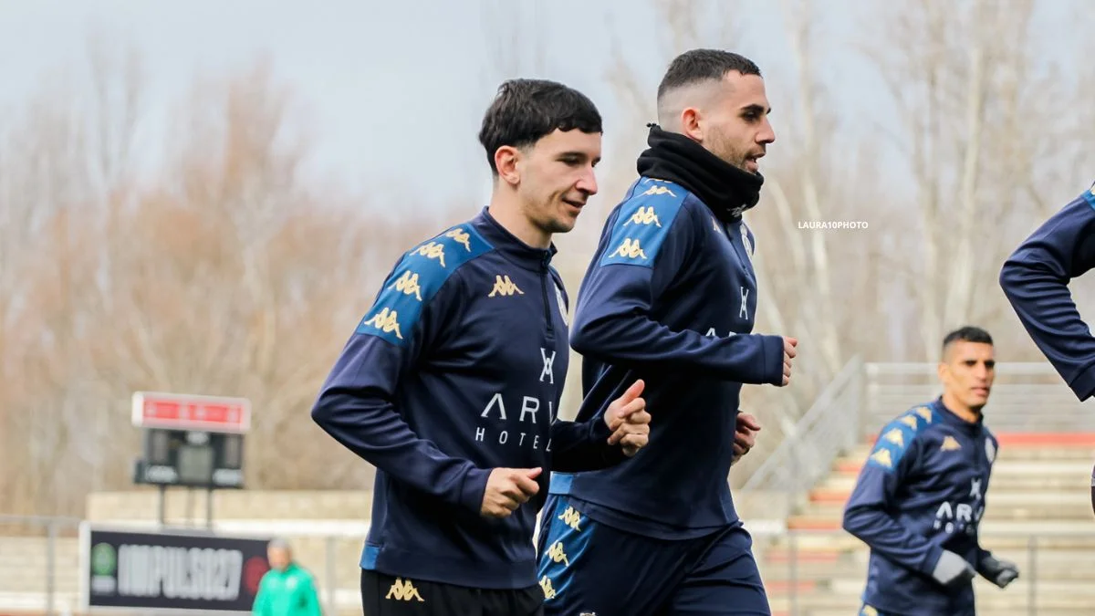 Imágenes del entrenamiento de la Cultural previo al partido en Zubieta 2