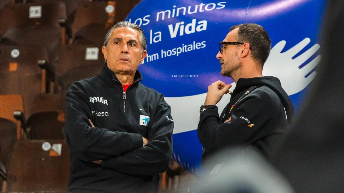 Imágenes del primer entrenamiento de la Selección Española en León 2