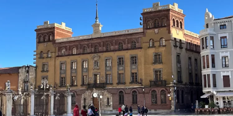 Palacio episcopal de León