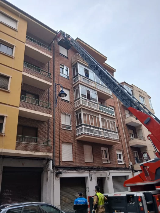 Riesgo de desprendimiento en San Mamés 3