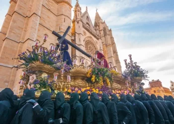 Semana Santa León 2025